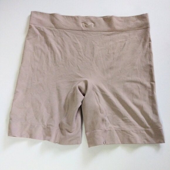 Maidenform Women's Thigh Slimmer Shapewear Shorts Size Small - Picture 3 of 4